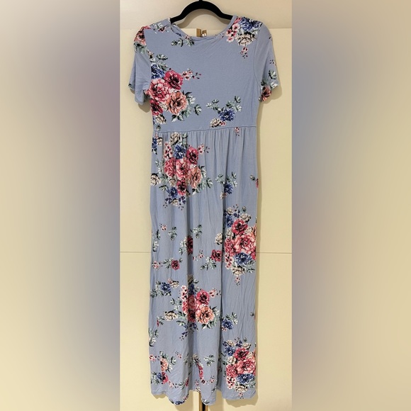 Floral Sundress with Pockets - Picture 2 of 2